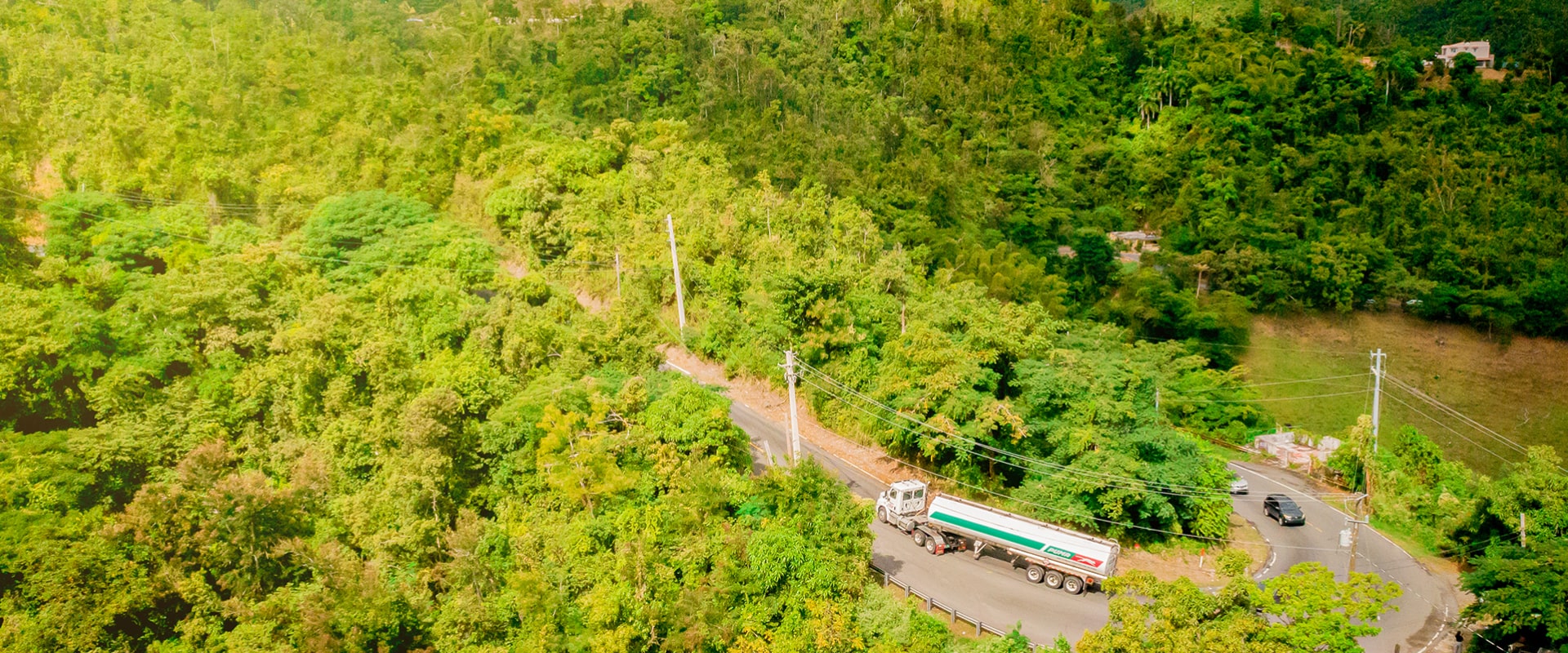 RS38114_Truck-in-Forest_20191210-Puma_Puerto_Rico_Tuesday3826_cf 1-min