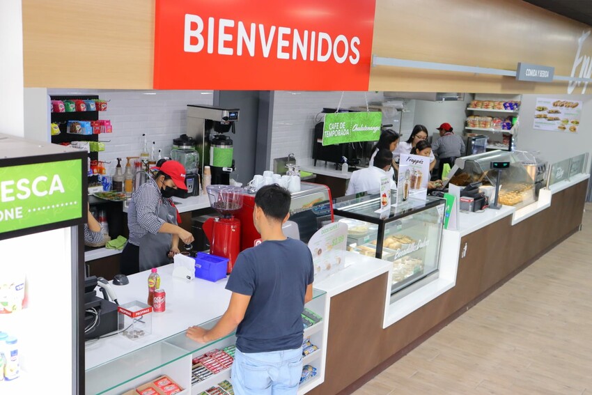 Service Station interior El Salvador